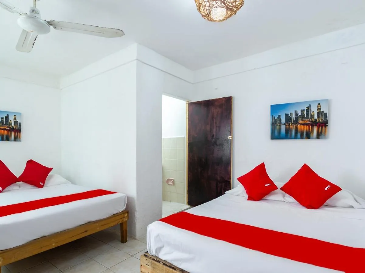 **  Oyo Hotel Posada Roma Playa del Carmen Mexico