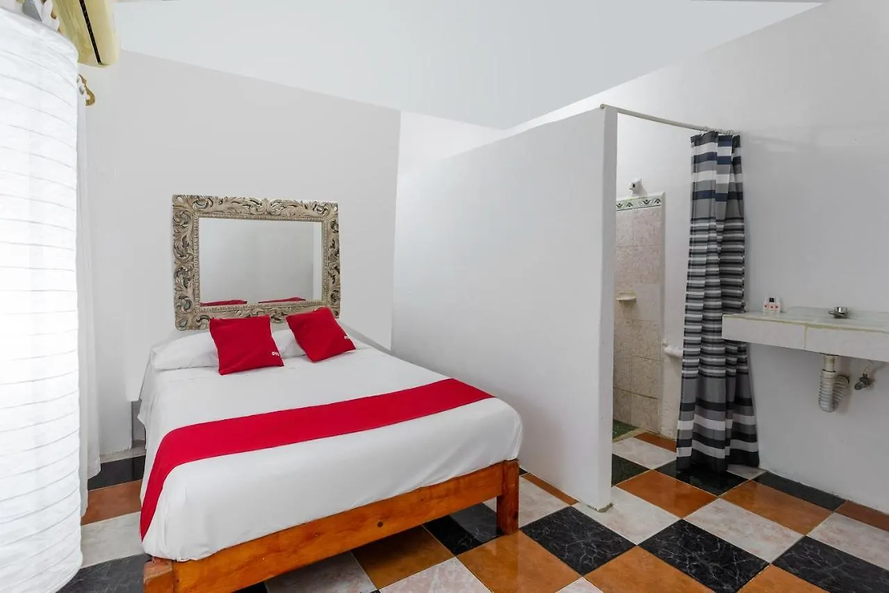 **  Oyo Hotel Posada Roma Playa del Carmen Mexico