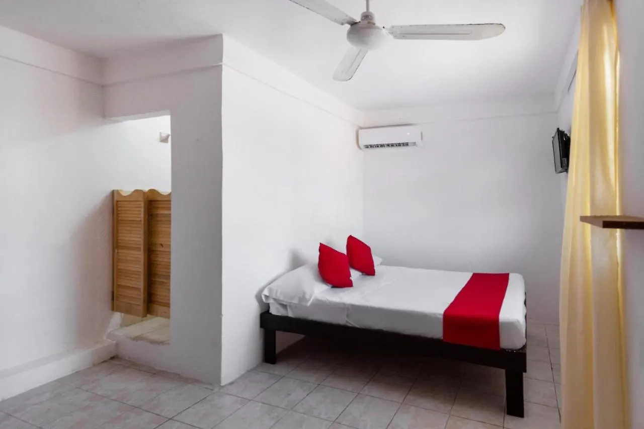 Oyo Hotel Posada Roma Playa del Carmen